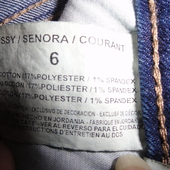 Bandolino Jeans Capris Sz 6 - Picture 4 of 6